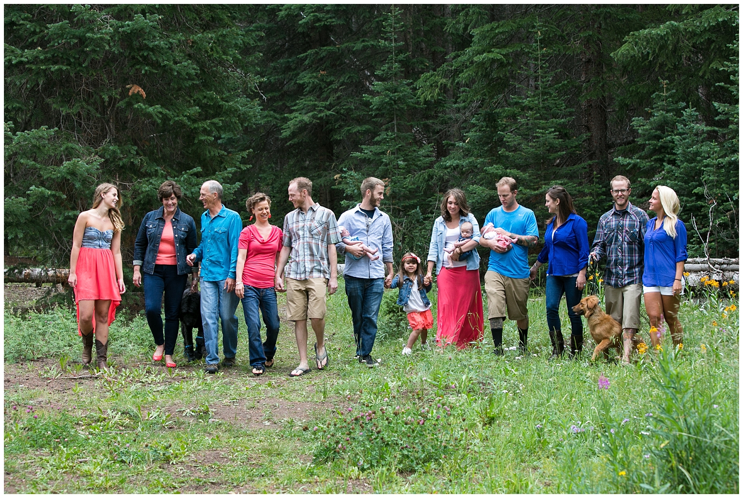 Large family shot at a Breckenridge extended family photography session.